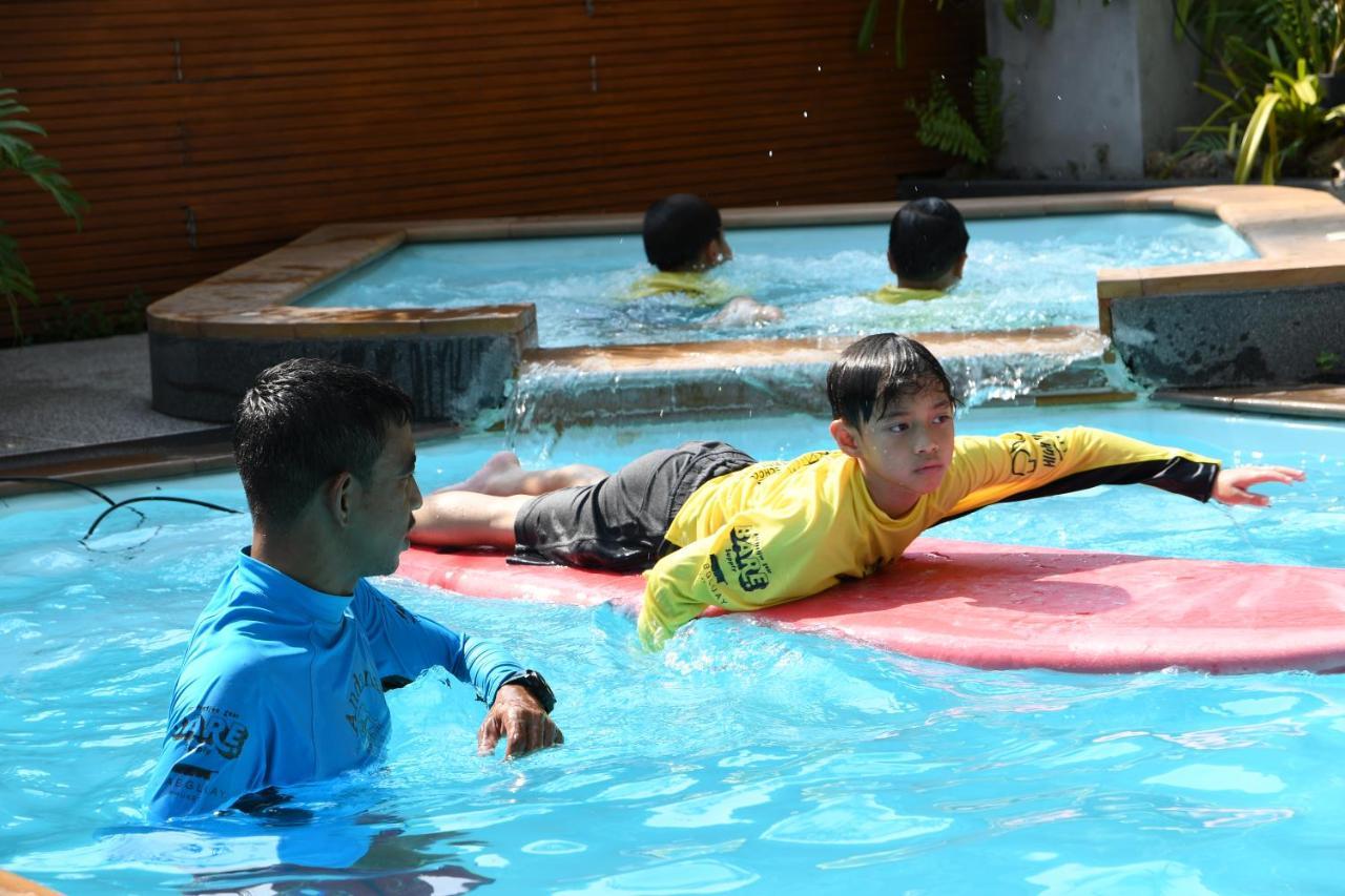 Baan Andaman Sea Surf Hotel Patong Exterior foto