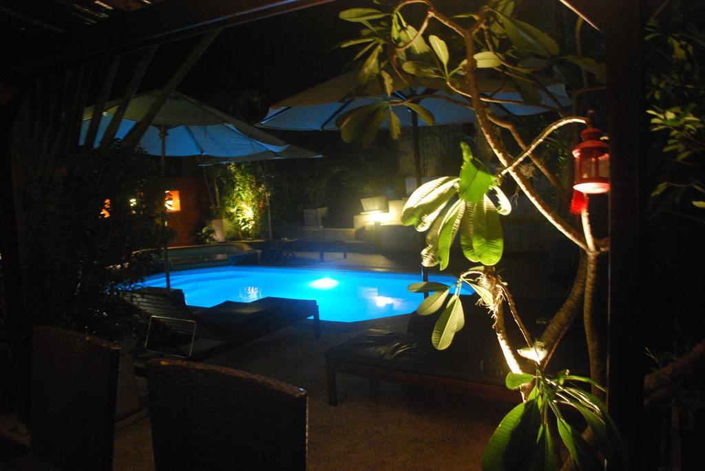 Baan Andaman Sea Surf Hotel Patong Exterior foto